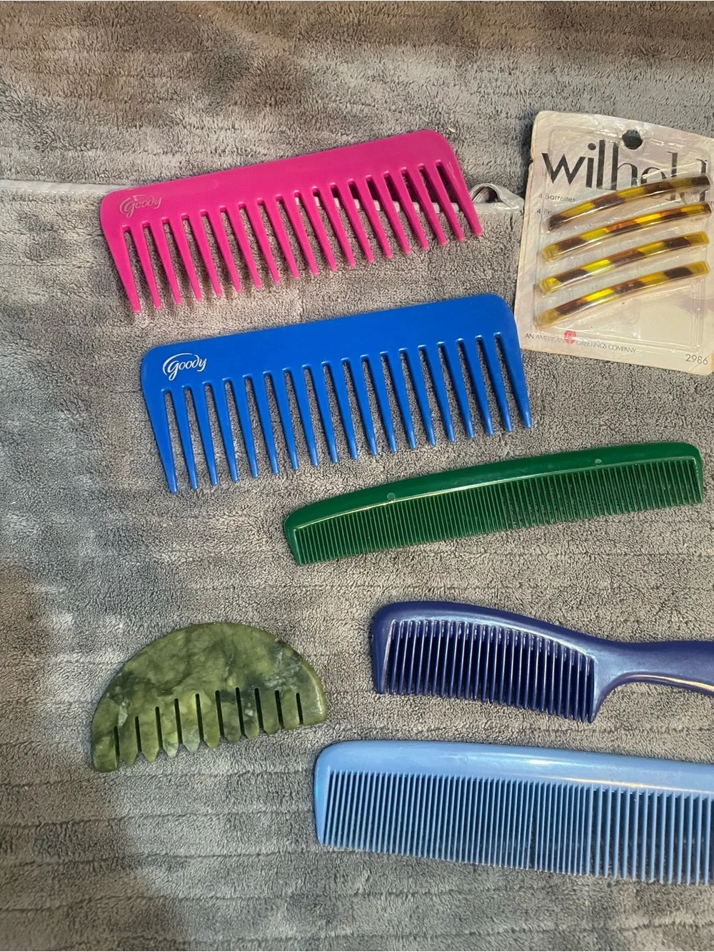 Vintage Goody Hair Combs  And Non-Goody Plastic Colorful Lot